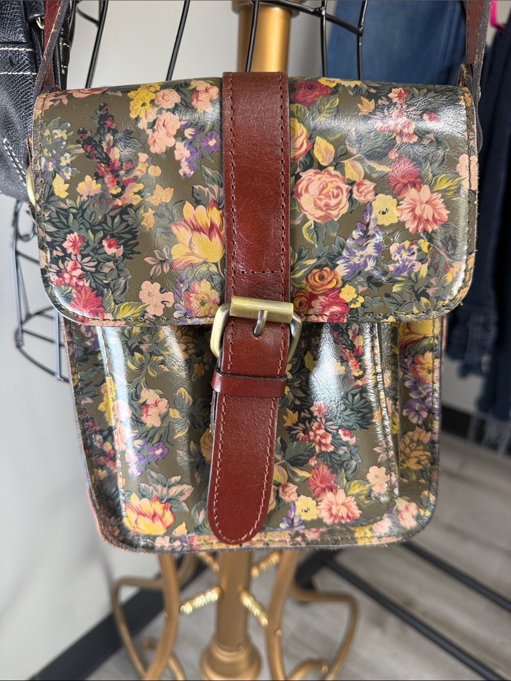 Patricia Nash Floral Crossbody Bag with Brown Strap 100% Soft Leather Interior